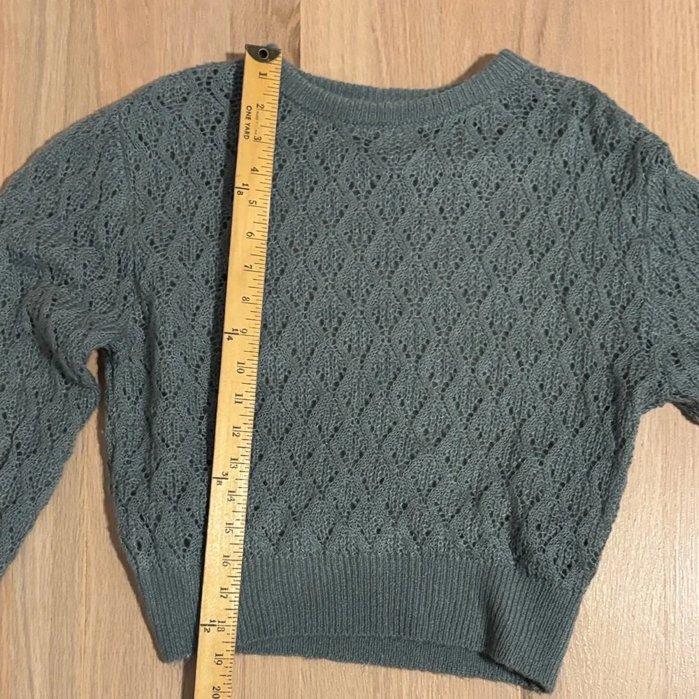 H&M Sage Green Lace Knit Crewneck Sweater -214sku